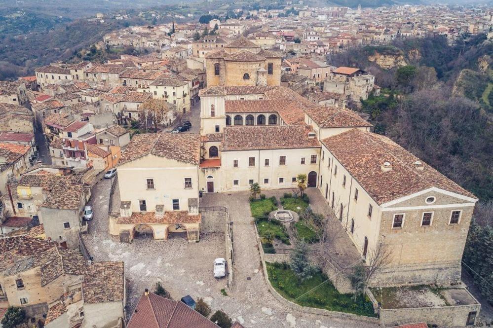 Casa Vacanze Da Clara Castrovillari Buitenkant foto